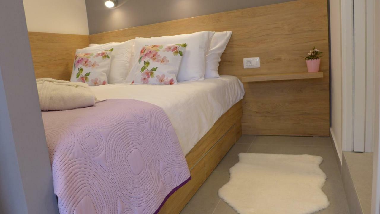 Studio Claudia Opatija Luaran gambar