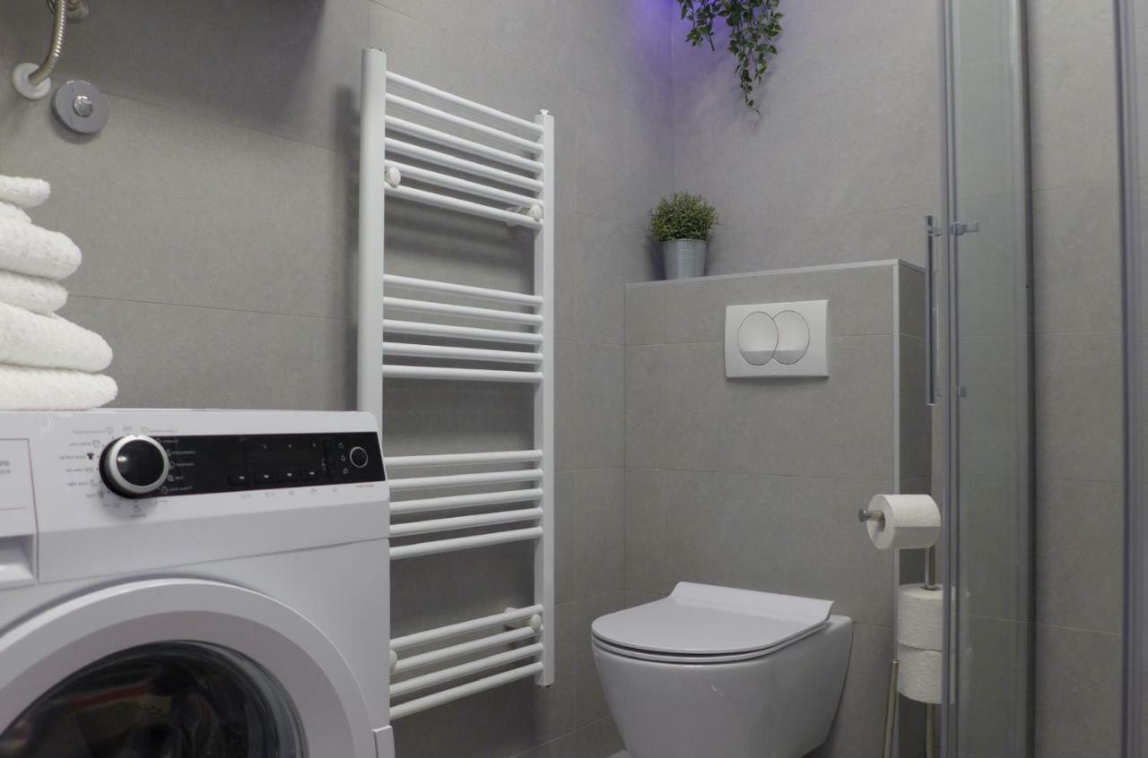 Studio Claudia Opatija Luaran gambar